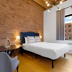 The Little Rooms-old Hostel Montreal