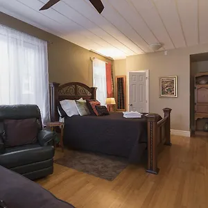 Acacias Bed & Breakfast Quebec City