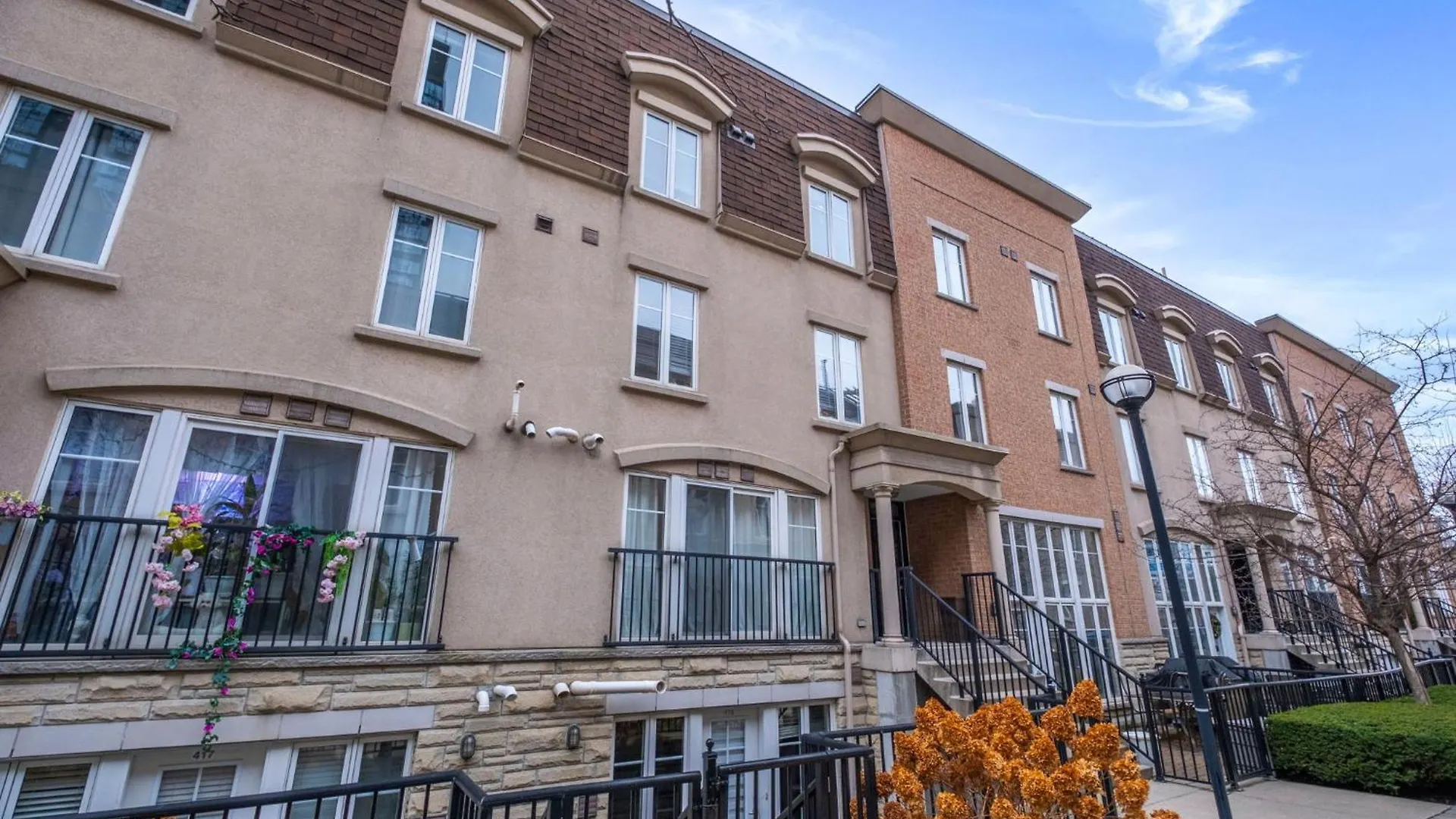 Liberty Village Townhouse Toronto Aparthotel
