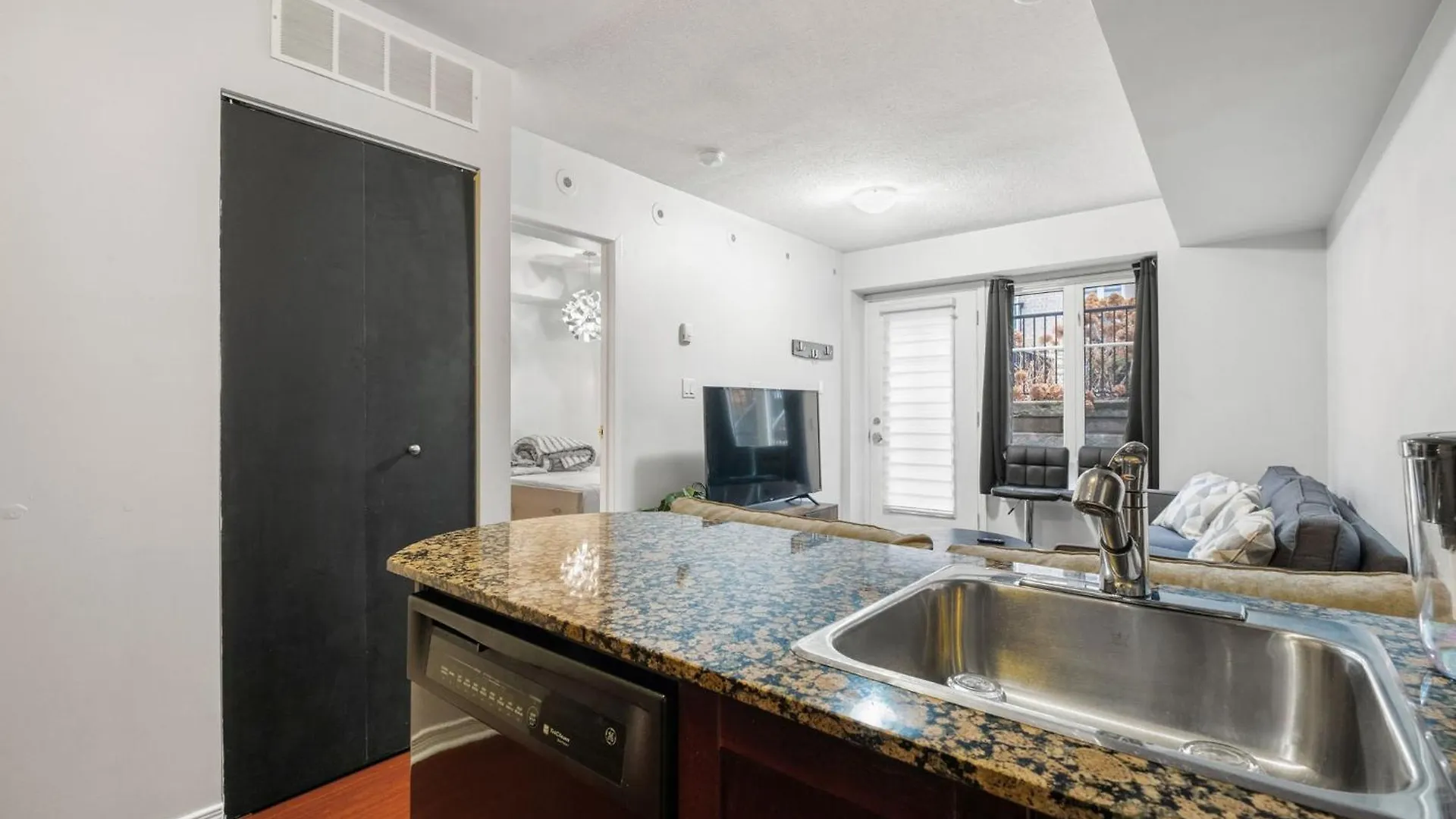 Liberty Village Townhouse Toronto Aparthotel