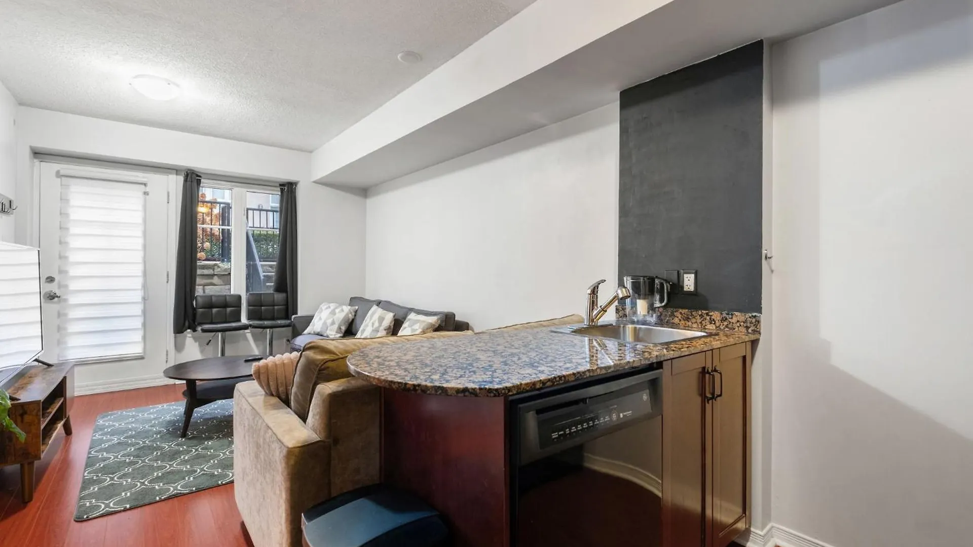 Aparthotel Liberty Village Townhouse Toronto